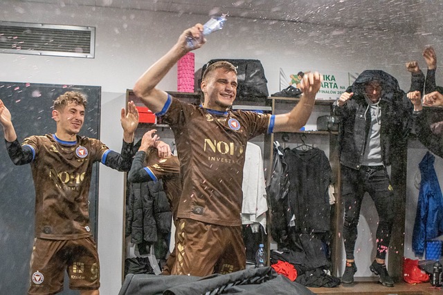 意甲争夺中 意甲争夺中